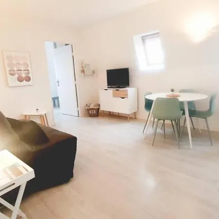 Appartement Avec Piscine, 100M Plage Et Hypercentre Cabourg Exterior photo